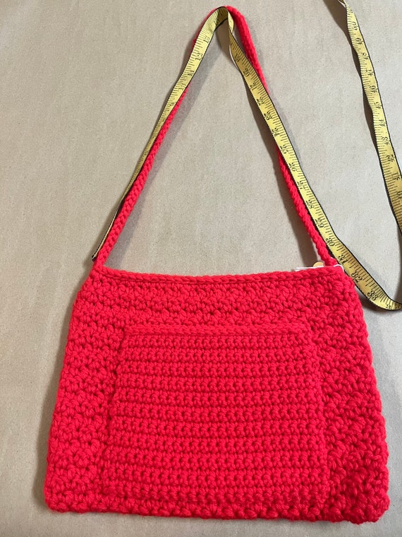 RETRO RED crochet purse