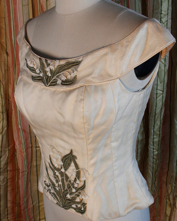 Embroidered Floral Corset Top, Wedding Corset, Floral Wedding Dress, Flower  Corset, Sheer Corset 