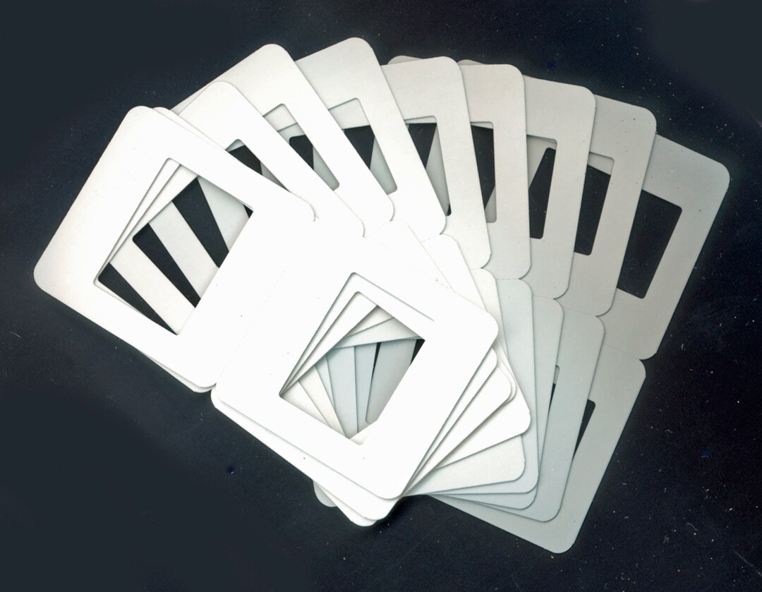 10 or 25 Heat Seal Cardboard Slide Mounts / Frames for 35mm Film