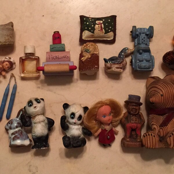 Lot of 22 Minature Collectable Figurines
