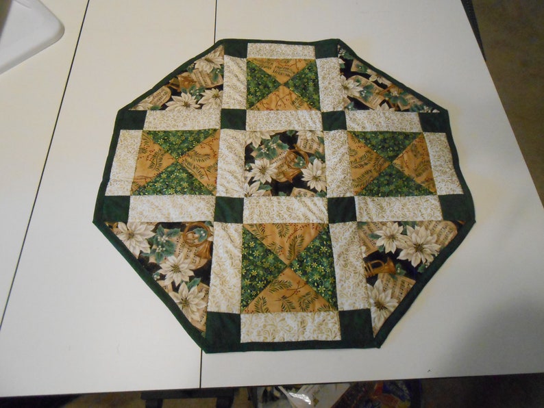 Christmas table topper
