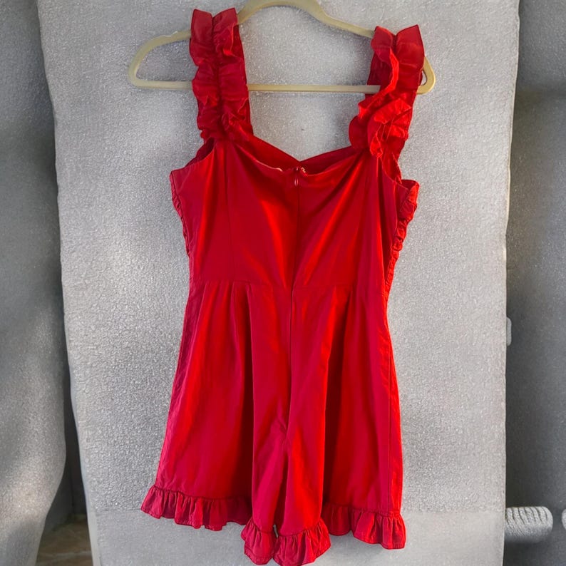 Red Ruffle Romper – Urban Outfitters Festive Jumpsuit/devil costume – Size XS bild 6