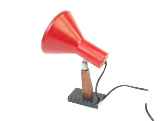 red reading lamp