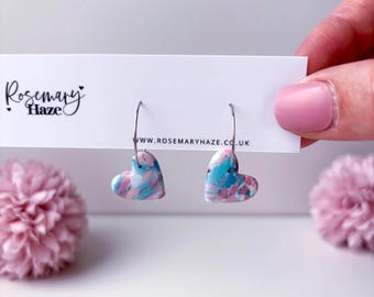 Créoles coeur framboise bleue