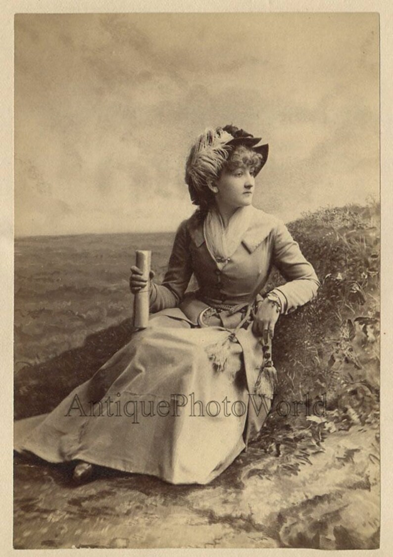 Fanny Davenport Broadway actress in great costume antique Etsy