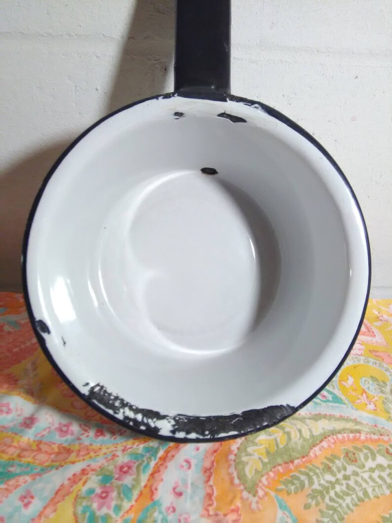 Black Handle Enamel Cookware Enamel Ware Farmhouse Decor Sauce Pot Vintage White Enamel Sauce Pan with Black Rim