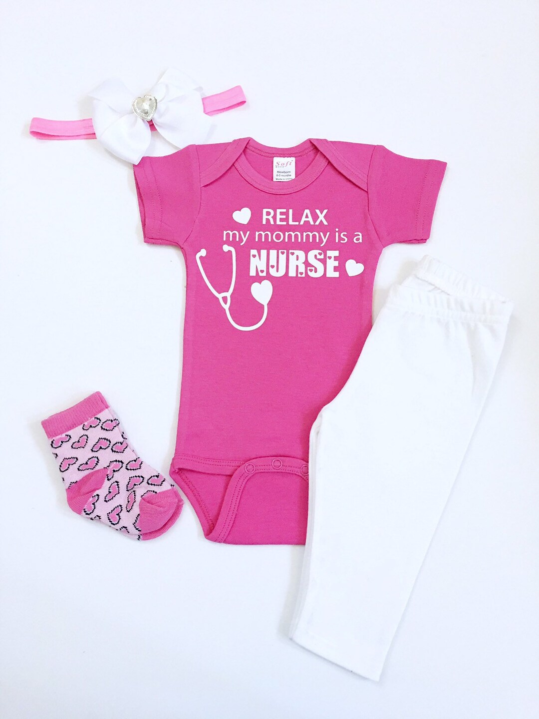 Relax My Mom Is A Nurse Shirt Mommy Is A Nurse Tee Shirt Etsy México