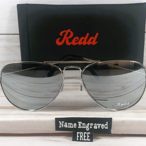 Engraved Aviator Sunglasses: Unisex. Sports, driving, fishing. A favorite! imagem 12