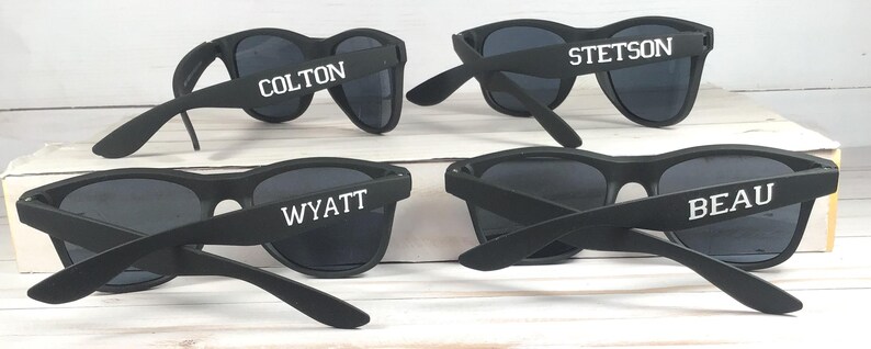 KIDS Personalized Wayfarer Sunglasses - Ring Bearer Gift - Age 2-8. A favorite! afbeelding 2