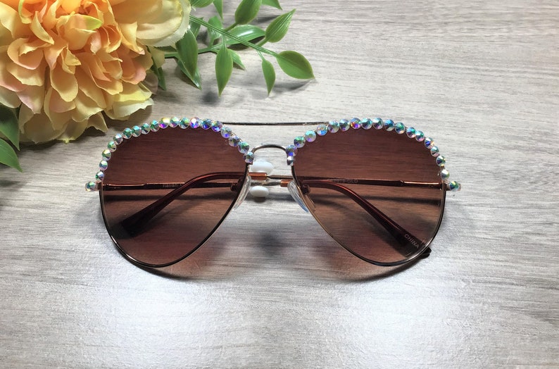 Personalized Swarovski Crystal Aviator Sunglasses: Engraved Name image 8