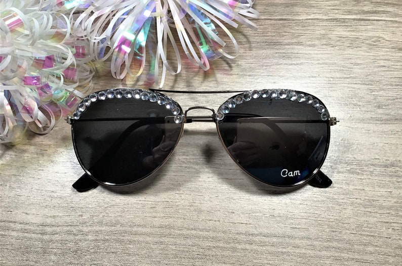 Personalized Swarovski Crystal Aviator Sunglasses: Engraved Name image 4