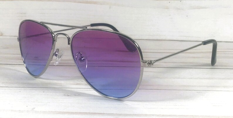 Lunettes de soleil aviateur personnalisées : verres vagues océaniques. Gravure de nom gratuite image 12