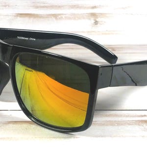 NOMBRE GRABADO GRATIS en gafas de sol clásicas. Calidad de diseñador. Regalo ideal para amigos, hombres o mujeres. imagen 7