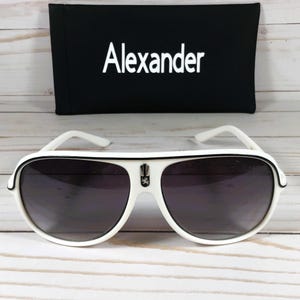 Gafas de sol personalizadas para niños: logotipo de Ferrari, nombre grabado, edad de 1 a 10 años. imagen 12