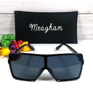Personalized Kids Sunglasses: Engraved Name, Party Favor Black