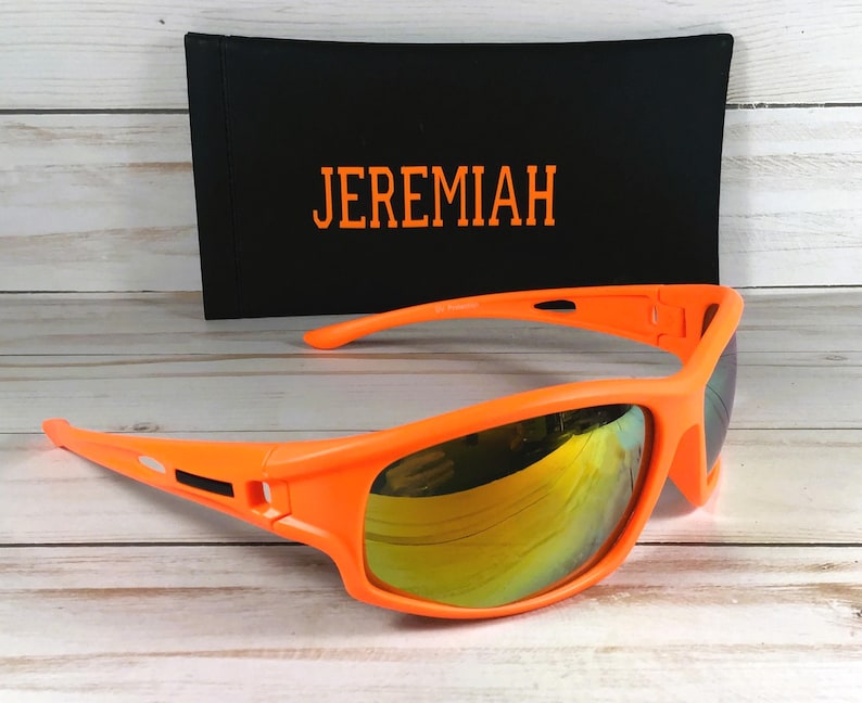 Engraved Sports Sunglasses: Mirrored Lens, UV Protection, Personalized Case zdjęcie 5