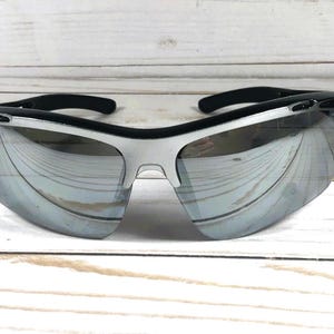 Engraved Mirrored Wrap Sunglasses: Free Personalized Pouch Silver/Black