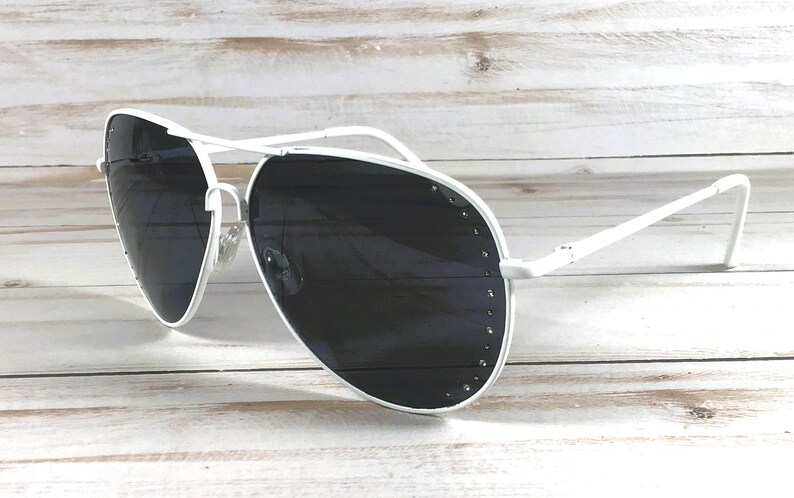 LUNETTES DE SOLEIL PERSONNALISÉES gravées d'un NOM. Qualité design. Tendance et mode. image 10