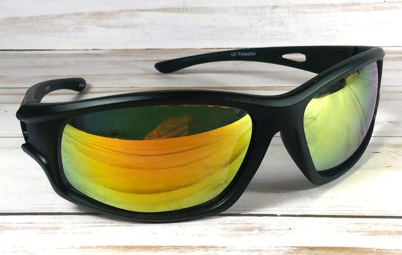 Engraved Sports Sunglasses: Mirrored Lens, UV Protection, Personalized Case zdjęcie 8