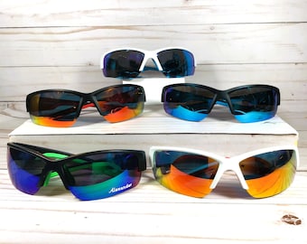 GRABADO GRATUITO en las nuevas y emocionantes gafas de sol X-Force. Grandes colores. Para todo tipo de actividades deportivas. Bolsa GRATIS con nombre. 12+ a Adulto.