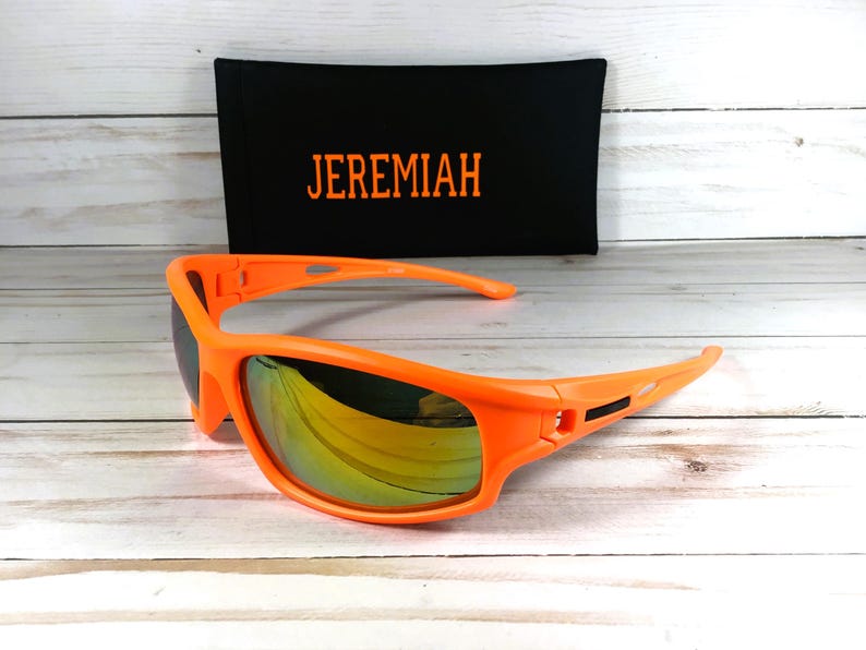 Engraved Sports Sunglasses: Mirrored Lens, UV Protection, Personalized Case zdjęcie 7