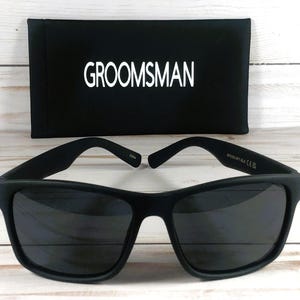 Personalized Wedding Sunglasses, Groomsmen Gift with Engraved Case zdjęcie 4