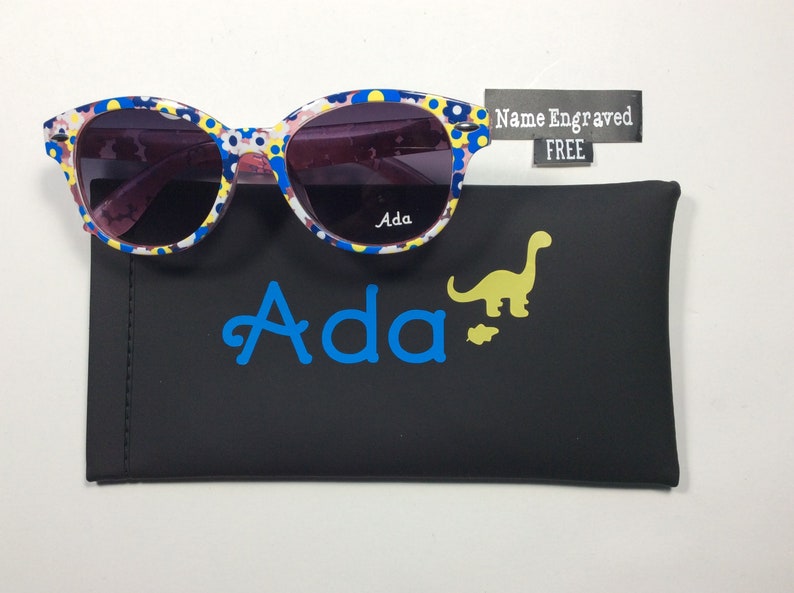 Personalized Flower Sunglasses: Free Engraving, UV Protection image 3