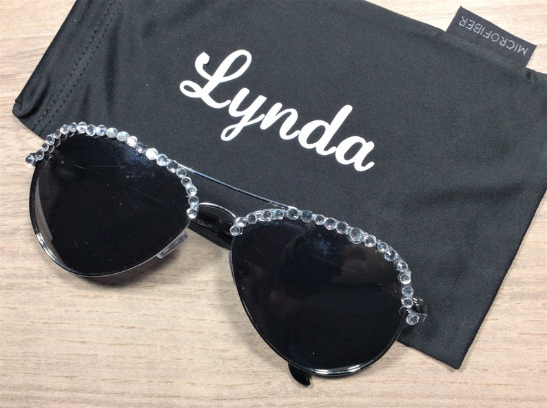 Personalized Swarovski Crystal Aviator Sunglasses: Engraved Name Smoke