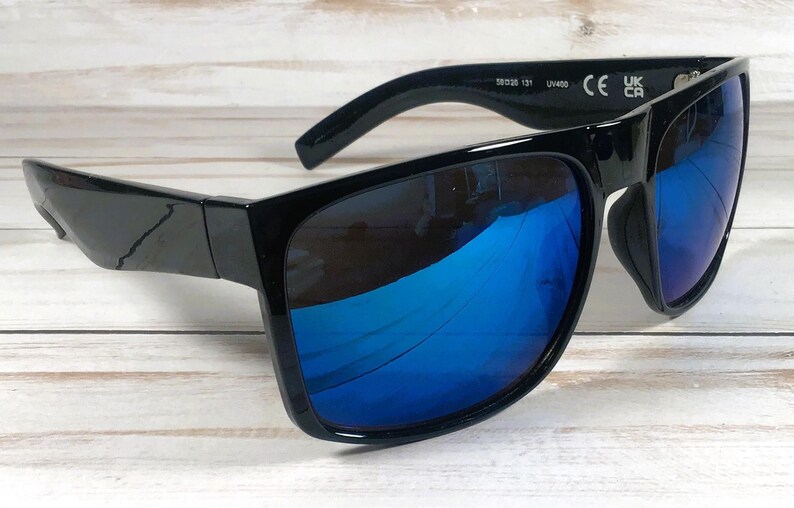NOMBRE GRABADO GRATIS en gafas de sol clásicas. Calidad de diseñador. Regalo ideal para amigos, hombres o mujeres. imagen 8