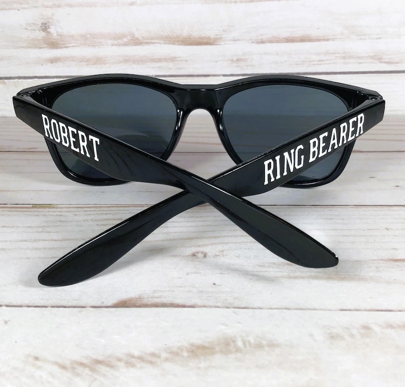 Personalized Black Wayfarer Sunglasses. Custom Name, Age 2 to 8. afbeelding 3