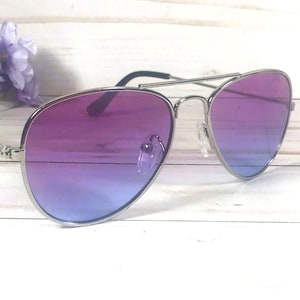 Lunettes de soleil aviateur personnalisées : verres vagues océaniques. Gravure de nom gratuite image 10