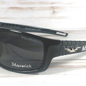 Polarized Sunglasses: Engraved Name, Sports Eyewear image 4