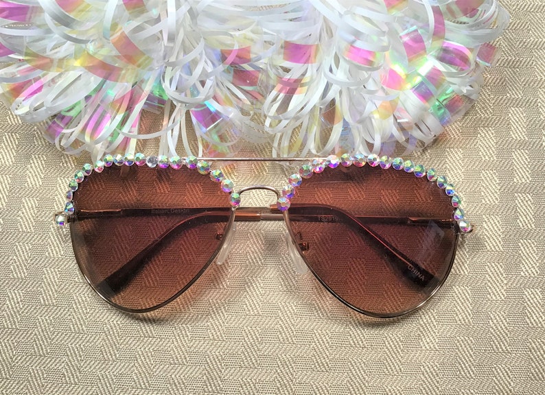 Personalized Swarovski Crystal Aviator Sunglasses: Engraved Name image 7