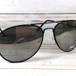Engraved Aviator Sunglasses: Unisex. Sports, driving, fishing. A favorite! imagem 2