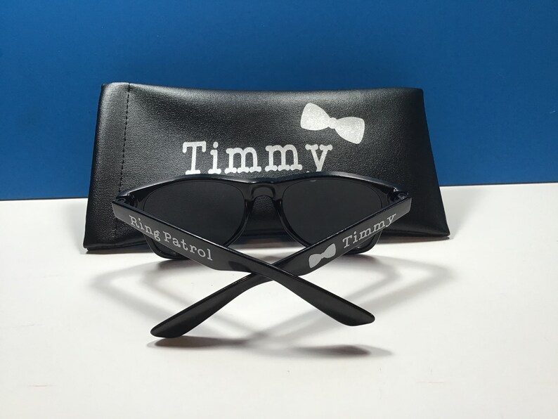 Personalized Black Wayfarer Sunglasses. Custom Name, Age 2 to 8. afbeelding 4