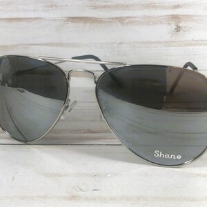 Engraved Aviator Sunglasses: Unisex. Sports, driving, fishing. A favorite! imagem 10