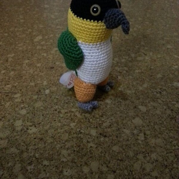 Amigurumi Zwartkop Caique papegaai