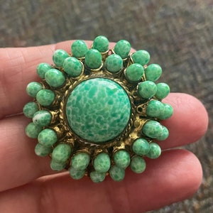 Vintage Neiger Brooch  - Mottled Green Peking Glass - Large Size