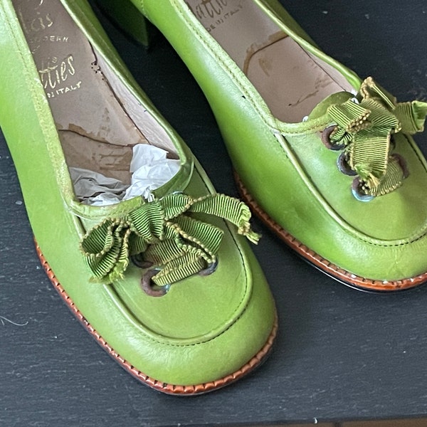 Vintage Retro Green Dolcis Flatties - Ladies Shoes - Made in Italy