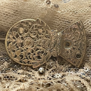 Antique Victorian Pin or Brooch - Pocket Watch Movement - Balance or Gear