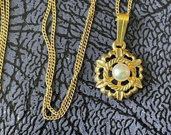 Vintage 9 Karat Gold Perle Anhänger und Kette