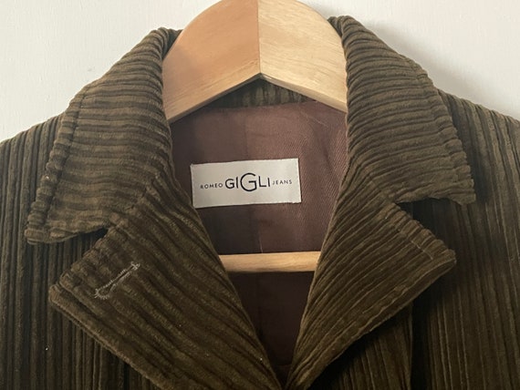 Vintage 1990s Romeo Gigli Brown Whale Cord Jacket - image 3