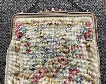 50年代ヴィンテージのニードルポイントバッグ / 花柄刺繍の財布 
