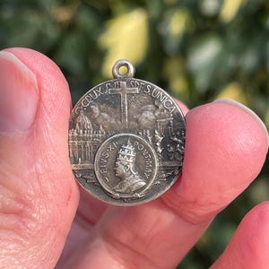 Antique Medal Pope Pius XI Anno Santo 1925 PONT. MAX. Rome