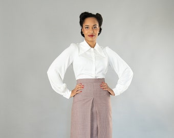 Hilary, fitted 40s blouse with big turn down collar