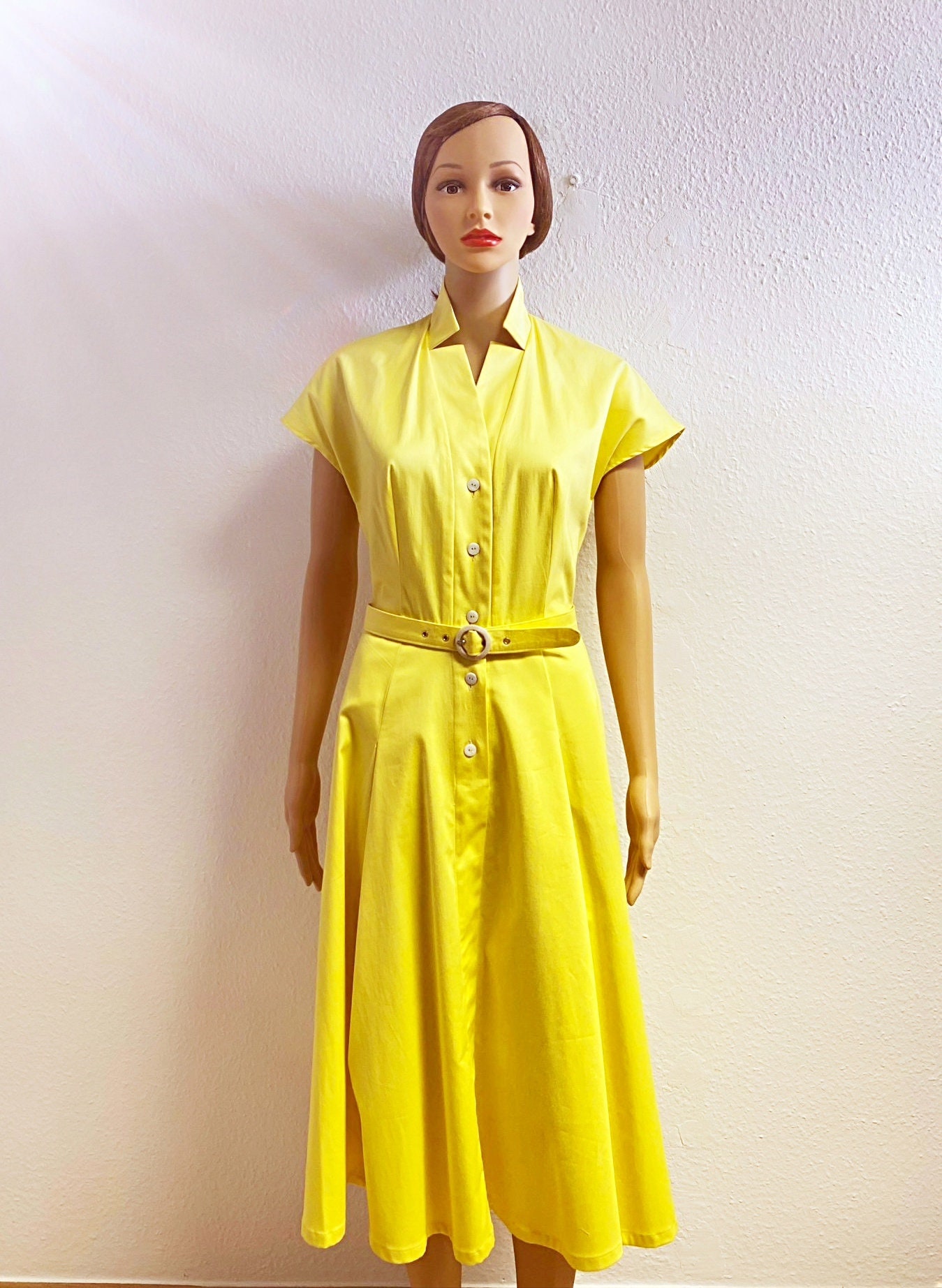 Elisa's Fitted 50S Dress With Attached Sleeves