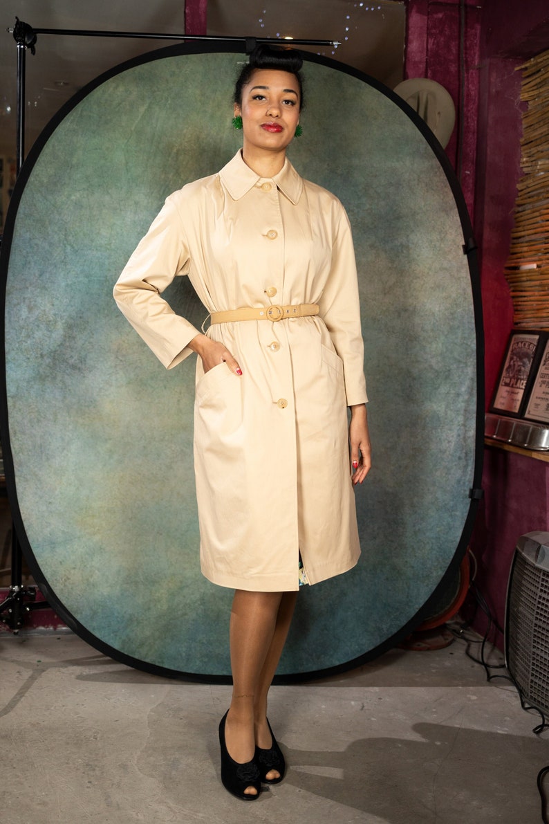 Viola, straight cut, knee-length coat in the style of the 50s image 1