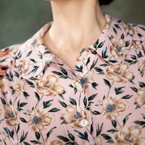 Sophia , pink blouse dress with floral pattern made of light viscose image 5