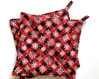Snowflake Potholders, Red and Black Plaid Quilted Hot Pads (Set of 2)