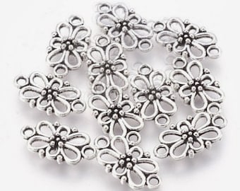 Antiekzilveren Tibetaanse bloemen verbindingsstukken, lichtmetalen sieradenbenodigdheden (50 stuks)